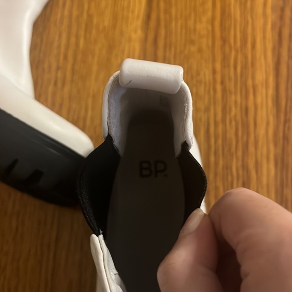 BP. Woman’s White Ankle Boots Size 6.5 - Picture 6 of 7